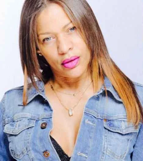 Tracey Webb